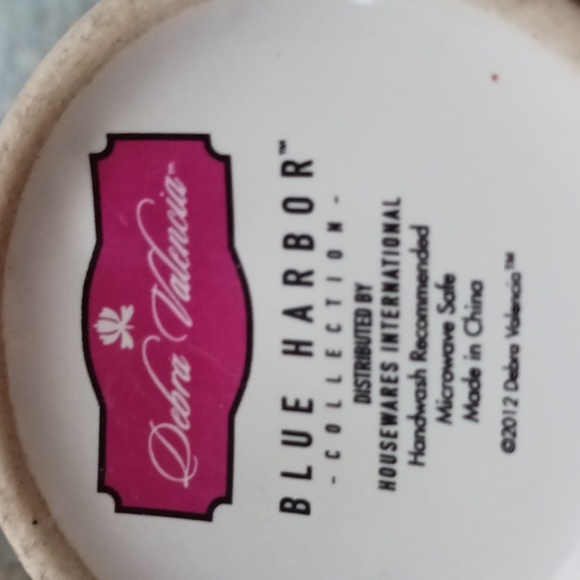 Kitchen Tall Coffee Cup Poppies & Butterfly Signed. - Picture 3 of 4